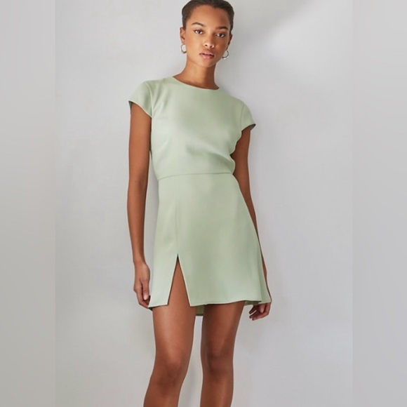 Babaton Dresses & Skirts - Babaton Aritzia Hamptons mini dress in sage